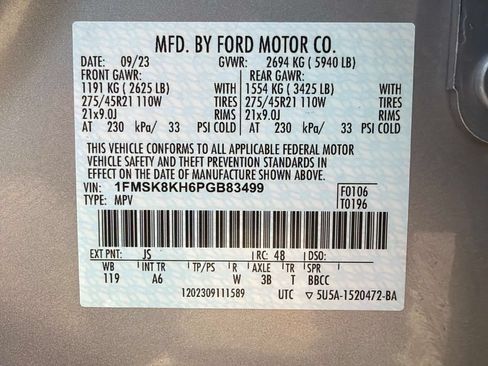 Used 2023 Ford Explorer ST-Line w/ Class IV Trailer Tow Package AWD/4WD image 36