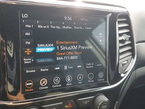 Used 2021 Jeep Grand Cherokee Laredo X AWD/4WD image 26