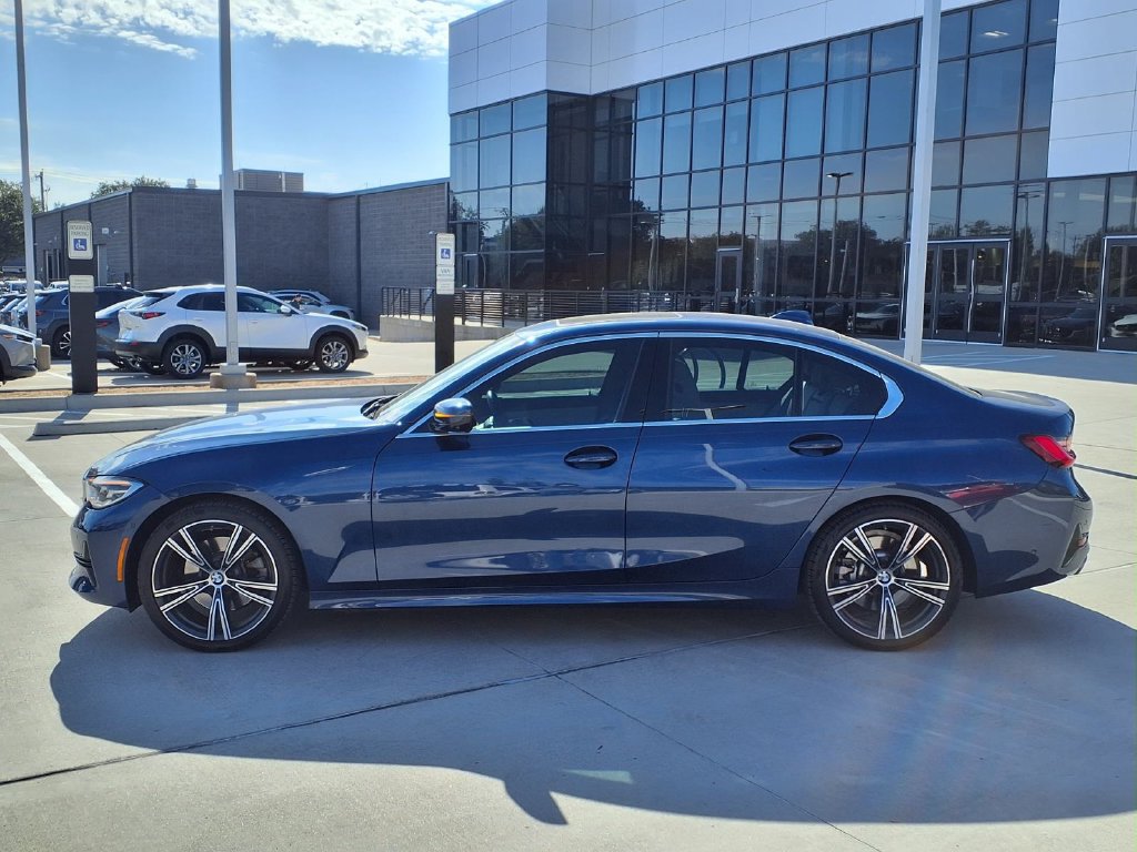 Used 2021 BMW 330i Sedan w/ Premium Package RWD image 6
