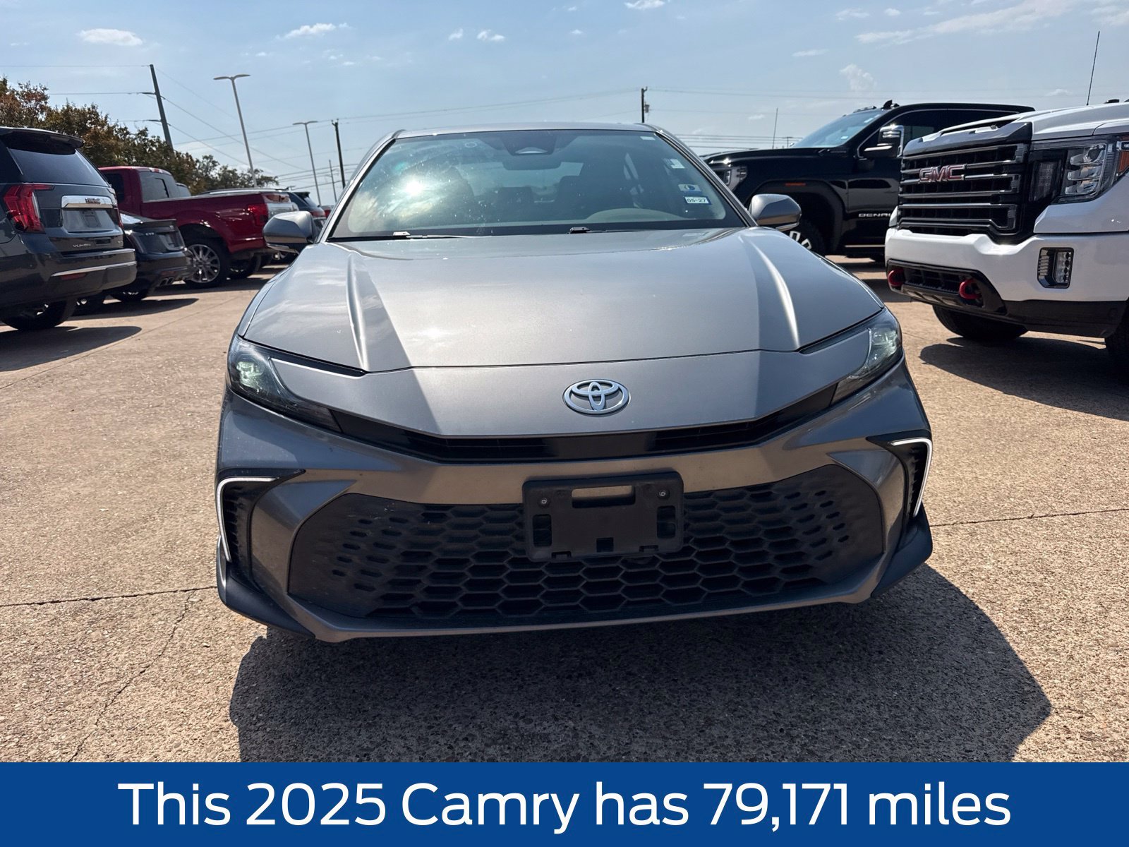 Used 2025 Toyota Camry SE w/ Multimedia Upgrade Package FWD image 2
