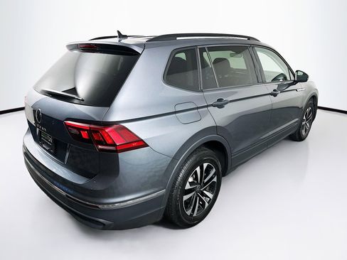 Used 2024 Volkswagen Tiguan S image 9