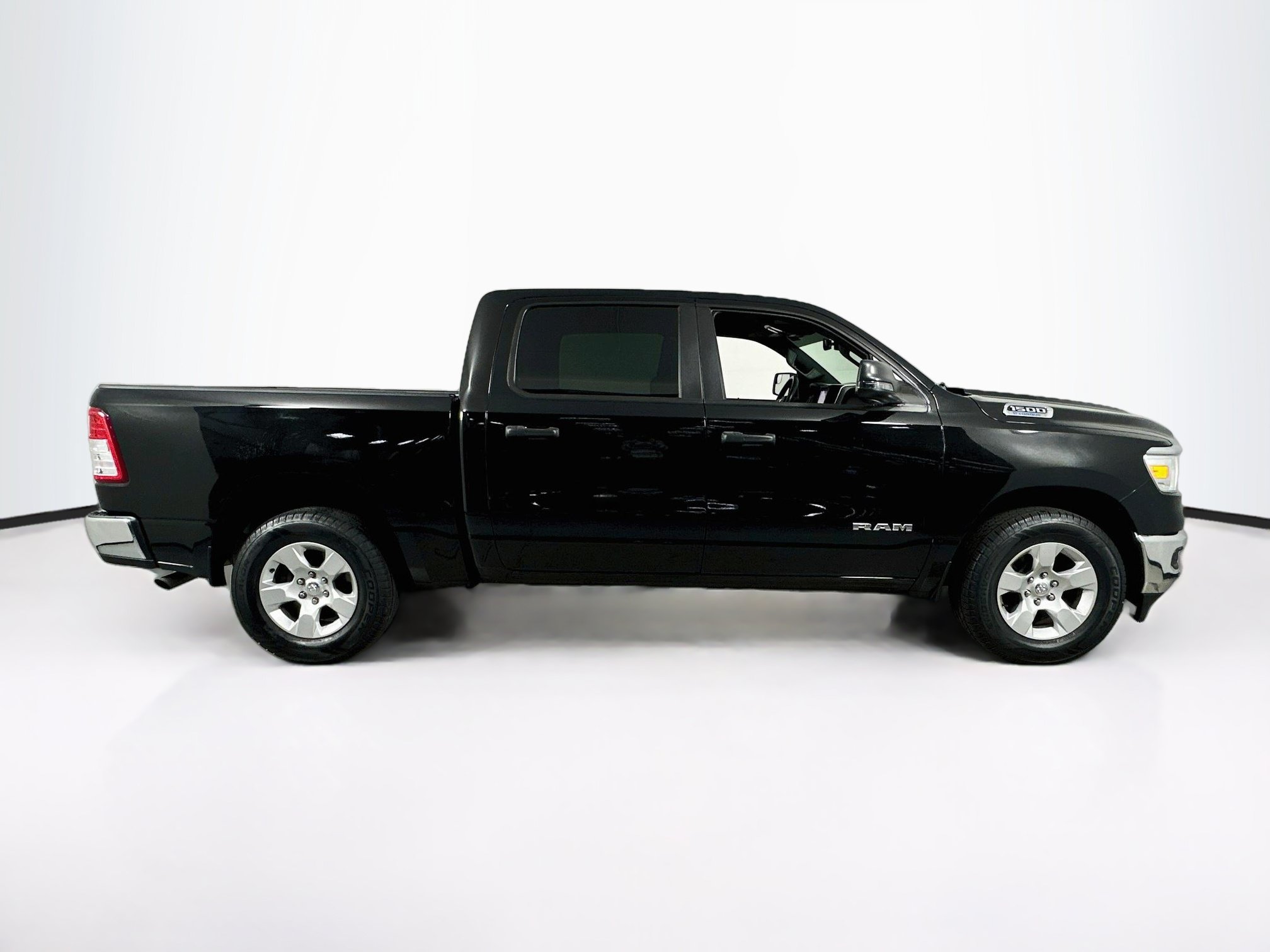 Used 2023 RAM 1500 Big Horn RWD image 4