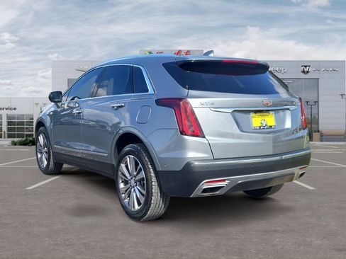 Used 2024 Cadillac XT5 Premium Luxury w/ Technology Package FWD image 3