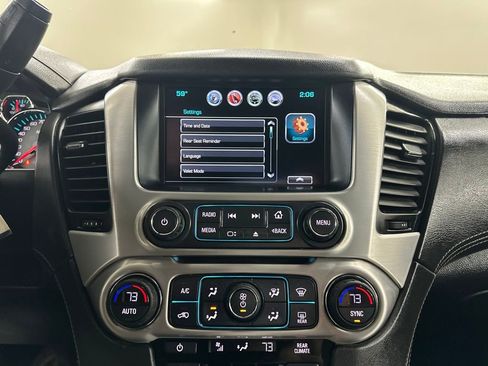 Used 2017 GMC Yukon XL SLE w/ SLE Value Package RWD image 40