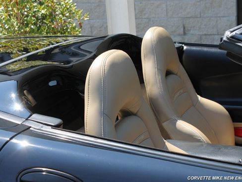 Used 2002 Chevrolet Corvette Convertible w/ Preferred Equipment Group2 image 25