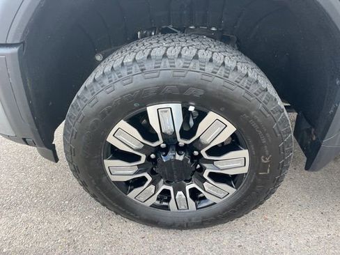Used 2025 GMC Sierra 3500 Denali AWD/4WD image 20