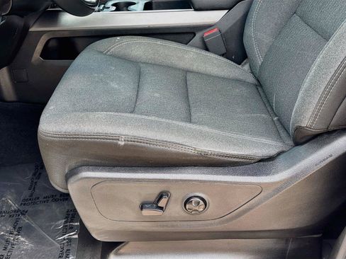 Used 2021 RAM 1500 Big Horn AWD/4WD image 18