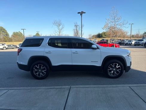 Used 2023 GMC Acadia SLE image 5