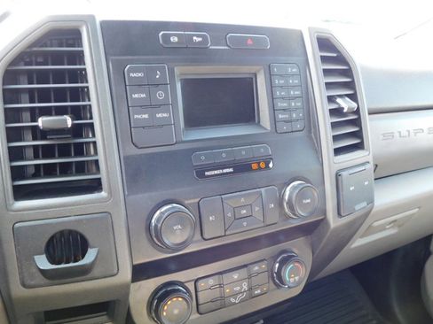 Used 2019 Ford F450 XL image 31