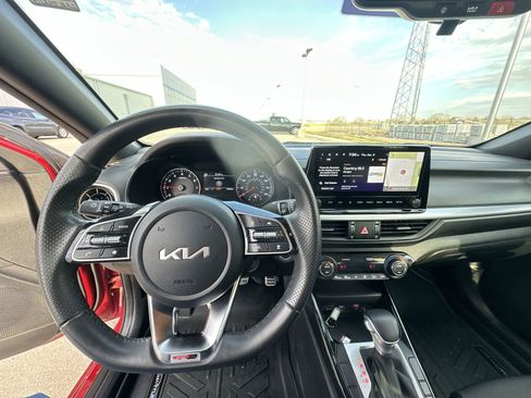 Used 2024 Kia Forte GT-Line image 11