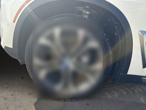 New 2026 BMW X5 sDrive40i w/ Climate Comfort Package image 15