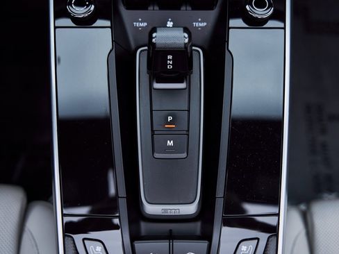 Used 2021 Porsche 911 Turbo S image 63