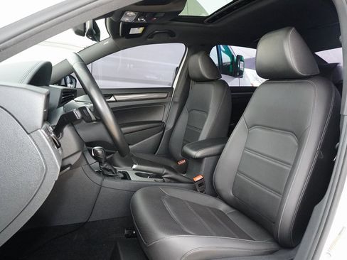 Used 2022 Volkswagen Passat 2.0T R-Line image 27