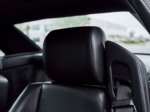 Used 2002 Mercedes-Benz SL 500 w/ SL2 Option Pkg image 44