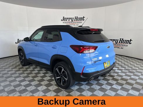 Used 2023 Chevrolet TrailBlazer RS w/ Sun and Liftgate Package AWD/4WD image 7