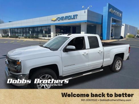 Used 2016 Chevrolet Silverado 1500 LT w/ Trailering Package RWD image 3