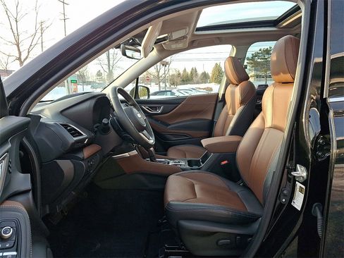 Used 2022 Subaru Forester Touring w/ Popular Package #2 image 16