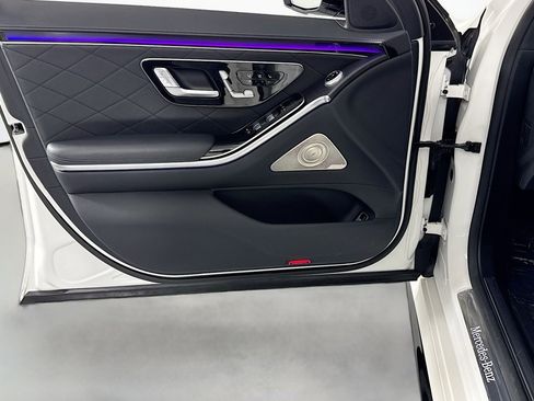 Used 2022 Mercedes-Benz S 580 4MATIC Sedan image 21