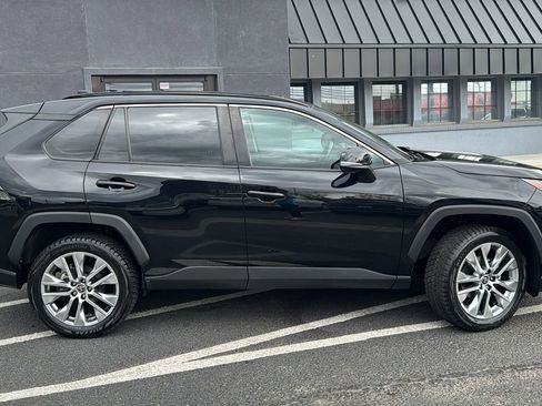 Used 2022 Toyota RAV4 XLE Premium w/ Carpet Mat Package (TMS) image 2