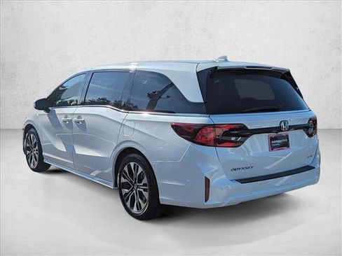 New 2026 Honda Odyssey Elite image 8