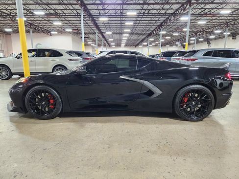 Used 2021 Chevrolet Corvette Stingray Coupe w/ Z51 Performance Package RWD image 7