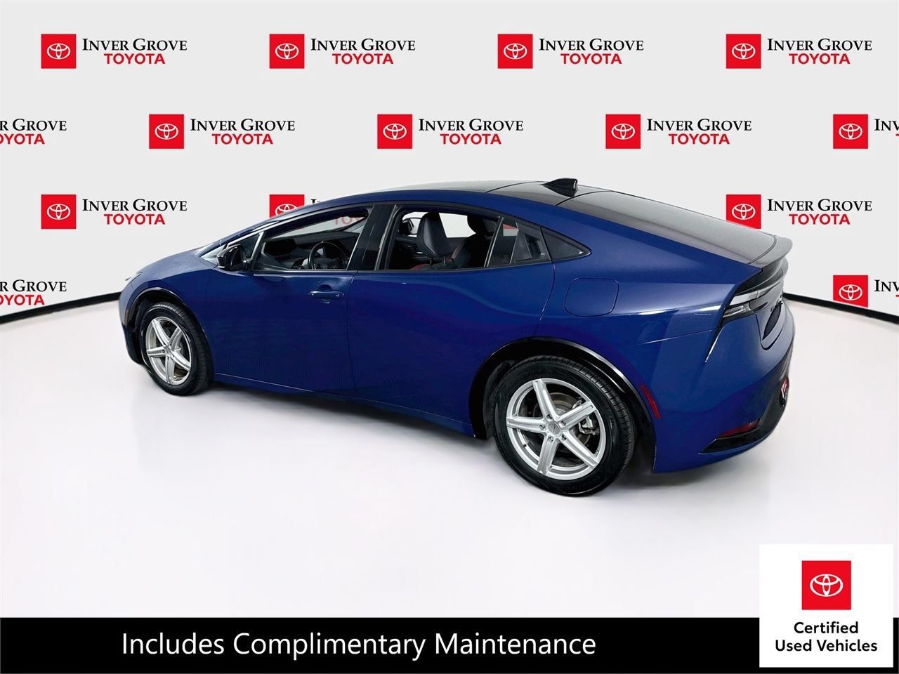 Used 2024 Toyota Prius Prime FWD image 7