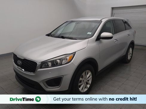 Used 2016 Kia Sorento L image 1