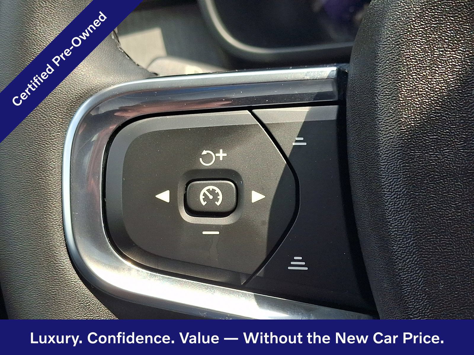 Certified 2023 Volvo XC40 B5 Plus w/ Driver Assist Package AWD/4WD image 22