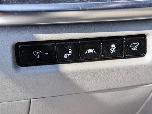 Used 2022 Kia Telluride SX w/ SX Prestige Package image 13