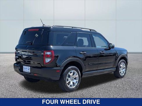 Used 2022 Ford Bronco Sport AWD/4WD image 5