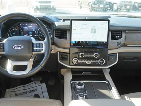 Used 2024 Ford Expedition Max Limited image 16