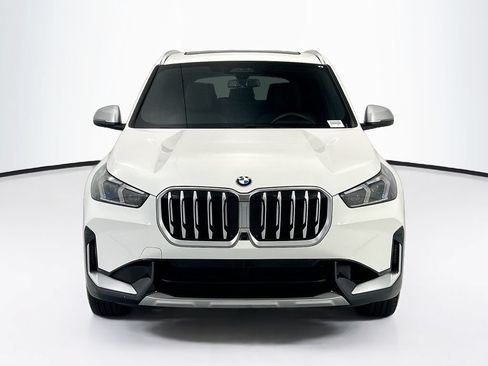 Used 2023 BMW X1 xDrive28i w/ Premium Package AWD/4WD image 2