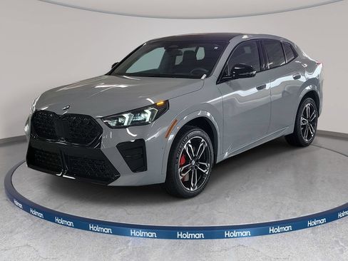 New 2026 BMW X2 xDrive28i w/ Technology Package AWD/4WD image 1