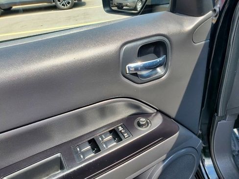 Used 2014 Jeep Patriot High Altitude image 10