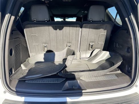 Used 2021 GMC Yukon Denali w/ Denali Ultimate Package image 5