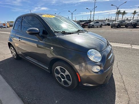 Used 2018 FIAT 500 e image 6