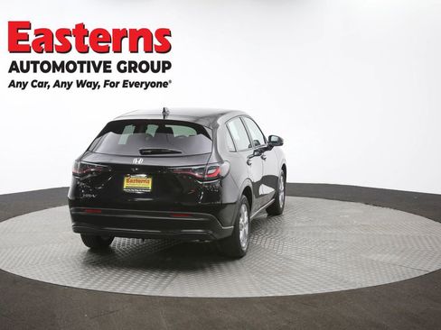 Used 2023 Honda HR-V LX image 38