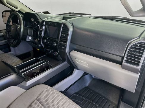 Used 2019 Ford F150 XLT w/ Equipment Group 302A Luxury image 31