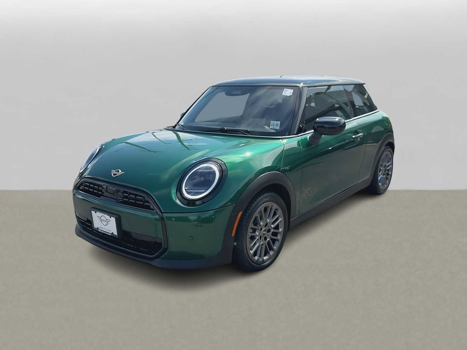 Used 2026 MINI Cooper 2-Door Hardtop FWD image 4