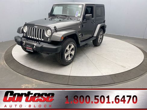 Used 2017 Jeep Wrangler Sahara AWD/4WD image 1