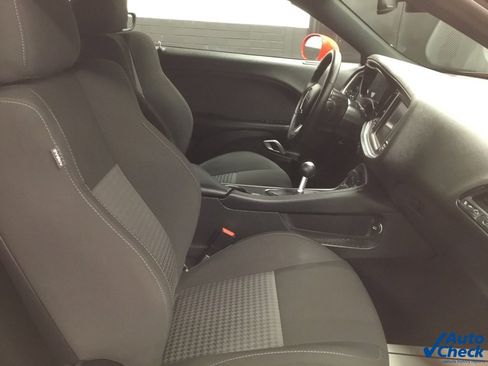 Used 2021 Dodge Challenger R/T Scat Pack w/ T/A Package image 26