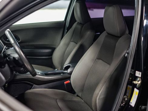 Used 2020 Honda HR-V Sport image 18