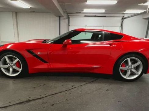 Certified 2014 Chevrolet Corvette Stingray Coupe w/ 2LT Preferred Equipment Group RWD image 5