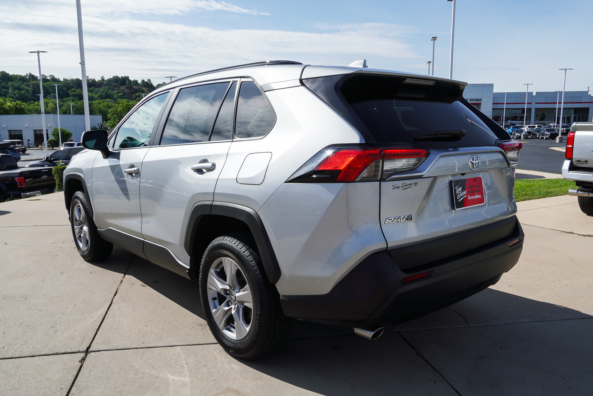 Certified 2025 Toyota RAV4 XLE AWD/4WD image 6