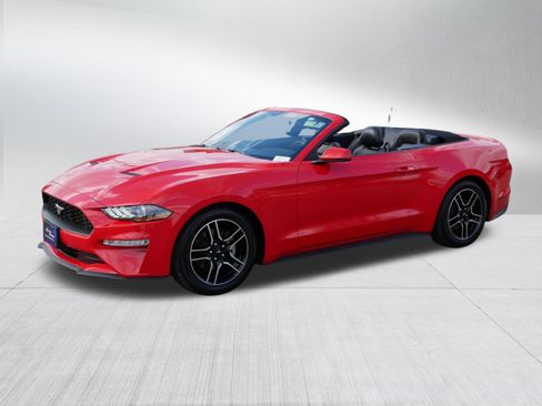 Used 2020 Ford Mustang Premium RWD image 3