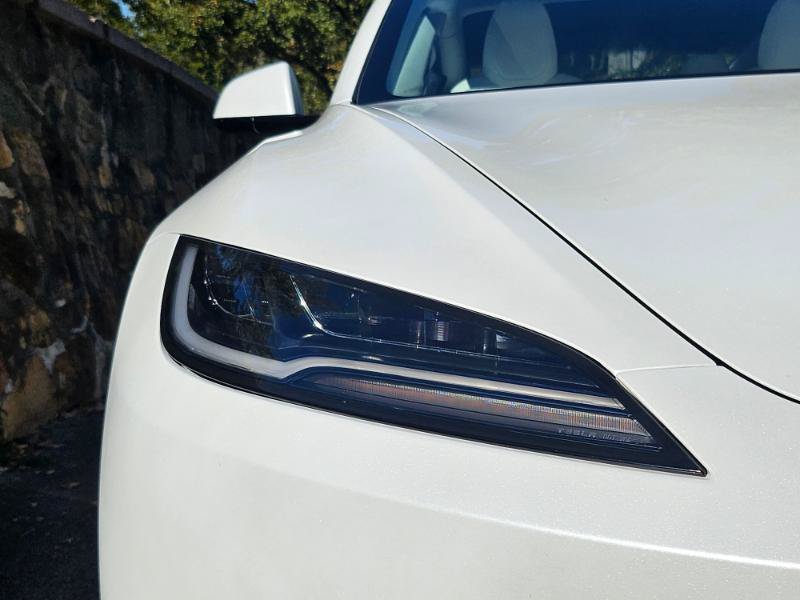 Used 2025 Tesla Model 3 Long Range RWD image 25