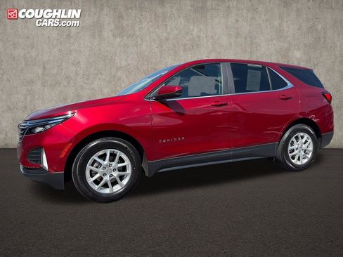 Used 2023 Chevrolet Equinox LT FWD image 2
