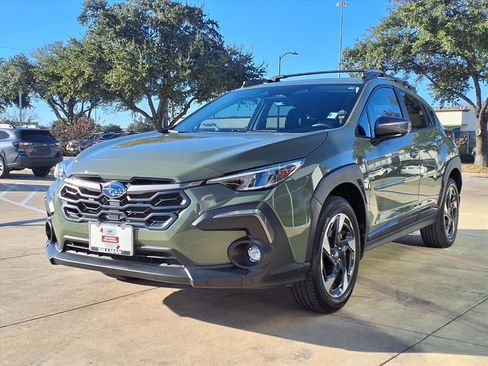 Certified 2024 Subaru Crosstrek 2.5i Limited w/ Crosstrek Mirror Package image 5