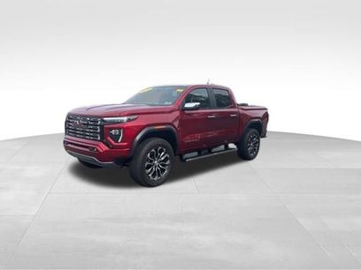 Used 2024 GMC Canyon Denali