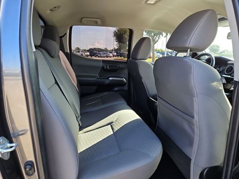 Used 2023 Toyota Tacoma SR5 RWD image 19